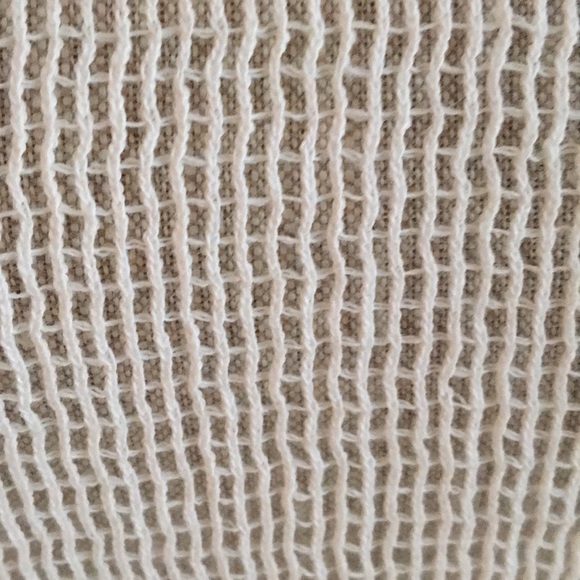 LF Top - Picture 4 of 4